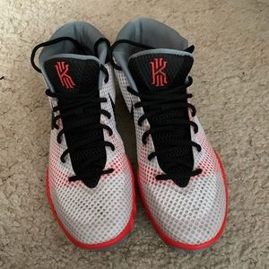 Nike Kyrie 1 Infrared